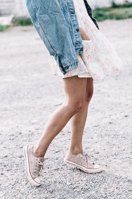 Collage_Vintage_On_The_Road-Idaho-Floral_Dress-Denim_Jacket-Urban_Outfitters-Levis-Outfit-Twin_Falls-31