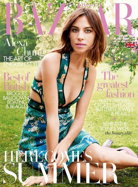 Alexa Chung es una belleza floral para la portada de Harper's Bazaar