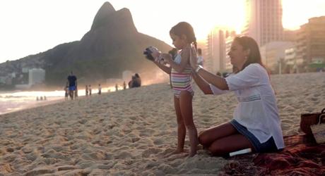 Nivea crea unas muñecas para enseñar a los niños la importancia del protector solar