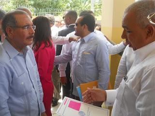 Entrega documento a DM citando prioridades de Puerto Plata