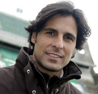 Fran Rivera se presenta a Hermano Mayor de Triana