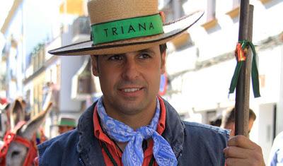Fran Rivera se presenta a Hermano Mayor de Triana