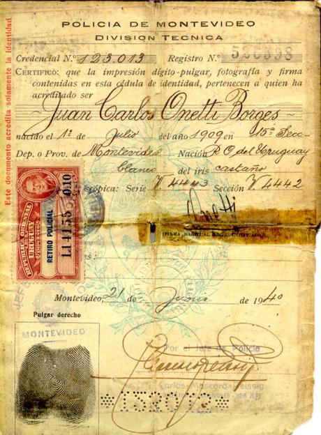 Cédula de identidad de Juan Carlos Onetti