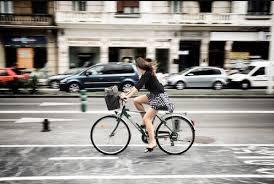 ¿Coche  o bicicleta para ir al trabajo?