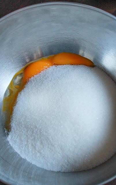 Brazo de coco, zanahorias y cabello de ángel