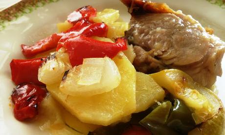 Codillo al Horno con Patatas y Verduras