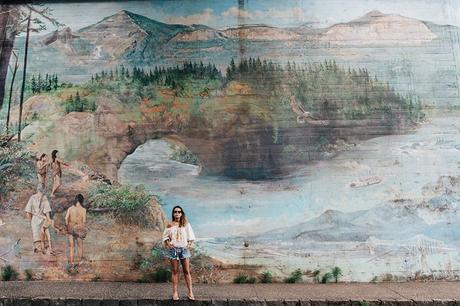 Bridge_Of_The_Gods-Oregon-Cascade_locks-Off_The_Shoulders_Top-Levis_Vintage-Lace_Up_Espadrilles-Outift-Collage_Vintage-13