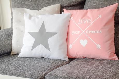 La primavera de mi sofá gris con colores pastel! La primavera de mi sofá gris con colores pastel!