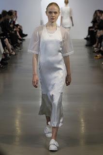 Calvin Klein Collection presenta su colección de crucero