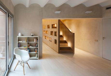 viviendas lujo barcelona Unir dos pisos por una escalera revestimientos madera roble interiores barcelona estilo nórdico minimalista distribución diáfana cocinas modernas blog decoracion interiores 