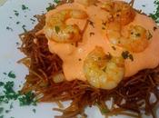 Fideos tostados langostinos alioli pimiento piquillo