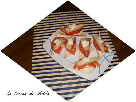 Tapa de espárragos  y tomate