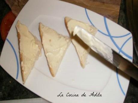 Tapa de espárragos  y tomate