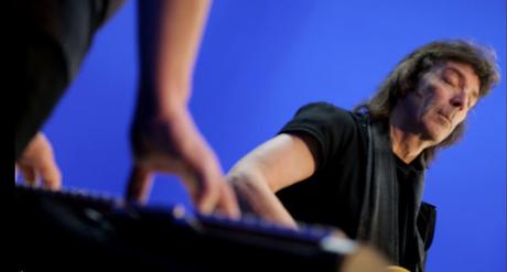 NUEVA CAJA DE STEVE HACKETT