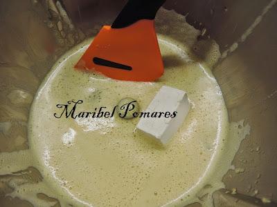 Pan integral de pimientos con semillas de amapola, sésamo, linaza y girasol.