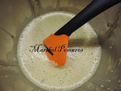 Pan integral de pimientos con semillas de amapola, sésamo, linaza y girasol.