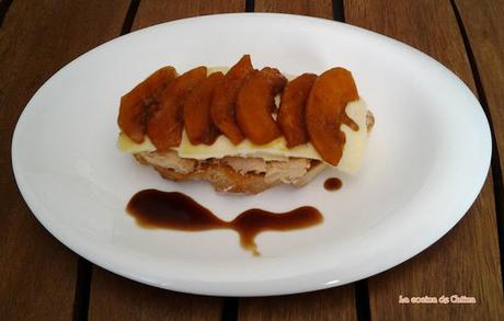 Tosta de foie-gras con queso de arzua y calabaza caramelizada