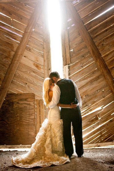 Country-glam brides