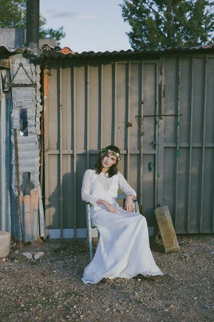 Country-glam brides