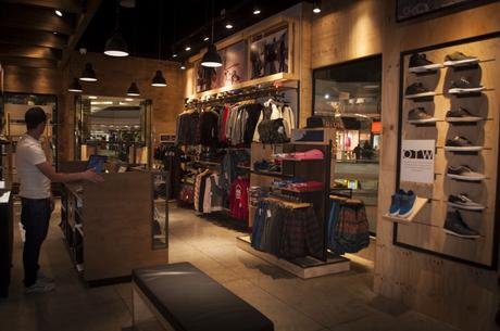 locales de vans locales de vans