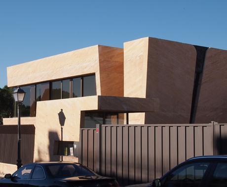 NUEVA VIVIENDA ENTREGADA DE LA PROMOCIÓN VOLÚMENES DE ARENA DISEÑADA POR A-CERO