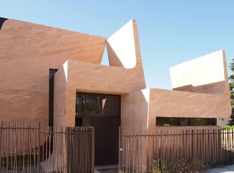 NUEVA VIVIENDA ENTREGADA DE LA PROMOCIÓN VOLÚMENES DE ARENA DISEÑADA POR A-CERO