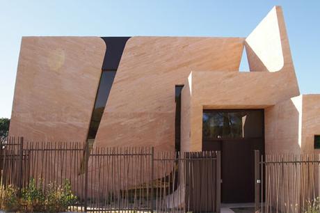 NUEVA VIVIENDA ENTREGADA DE LA PROMOCIÓN VOLÚMENES DE ARENA DISEÑADA POR A-CERO