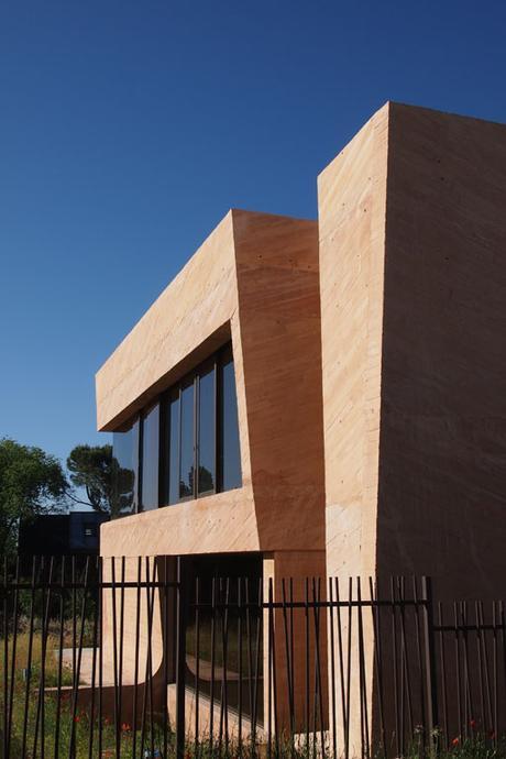 NUEVA VIVIENDA ENTREGADA DE LA PROMOCIÓN VOLÚMENES DE ARENA DISEÑADA POR A-CERO