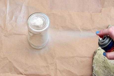 DIY - TRANSFORMAR VIEJOS TARROS EN FLOREROS CON VUESTRA SILUETA