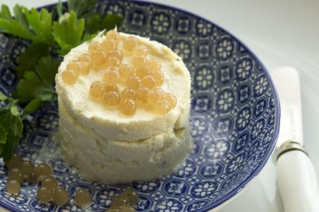 BRANDADA DE BACALAO CON CAVIAR DE MANZANA Y JENGIBRE