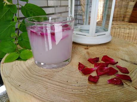 DIY: Velas con petalos de rosa