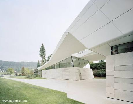 Ultramoderna casa de vacaciones en Austria. Ultramoderna casa de vacaciones en Austria.