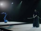 Conoce robot samurai