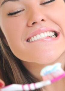 Como Combatir El Mal Aliento Paso a Paso