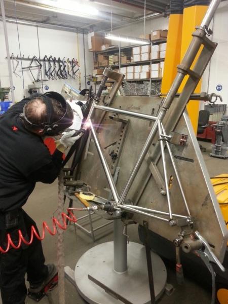 Eddy Merckx lanzara su bicicletas de introducción en aleación de aluminio Blockhaus 67