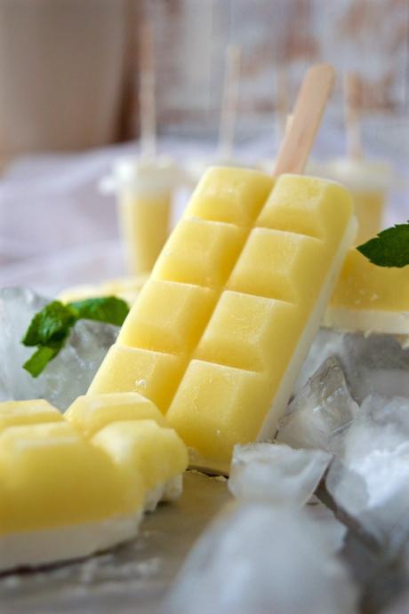 Polos de melón y piña