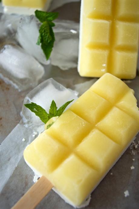 Polos de melón y piña