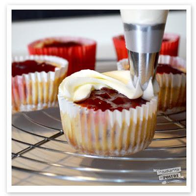 CUPCAKES DE TARTA DE QUESO CON FRUTOS ROJOS / RED BERRIES CHEESECAKE CUPCAKES
