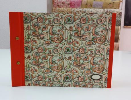 Taller álbumes de fotos, encuadernación.