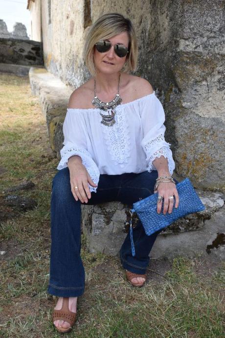 Flared pants back in style seventy style