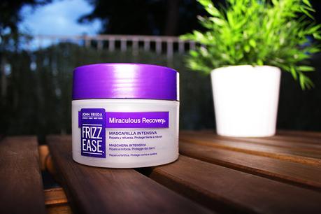 Milagro para el cabello - Mascarilla intensiva de John Frieda
