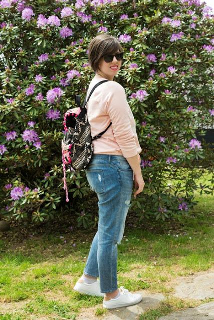 SPORTY LOOK
