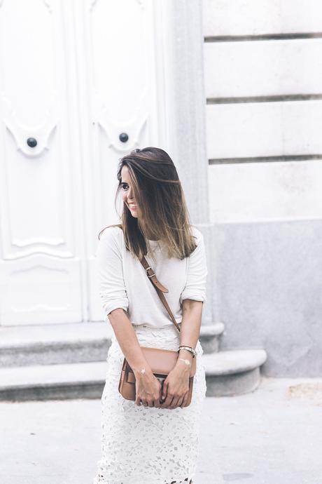 Lace_Midi_Skirt-Chicwish-Isabel_Marant_Bart_Sneakers-Proenza_Schouler-Outfit-Street_Style-Collage_Vintage-31