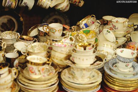 London: Portobello Road Market lovelystyle (2)