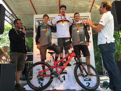 Focus Sam C Team, la versión en fibra de carbono de la regular producción en aleación que logra reducir significativamente su peso