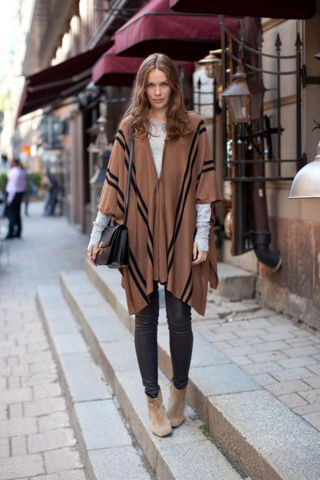 poncho-con-jeans-como-usar-ideas-para-vestirse