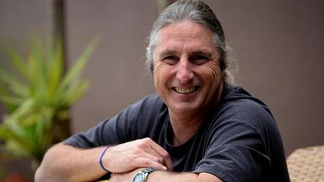 ¿HAY QUE TERMINAR LOS LIBROS?