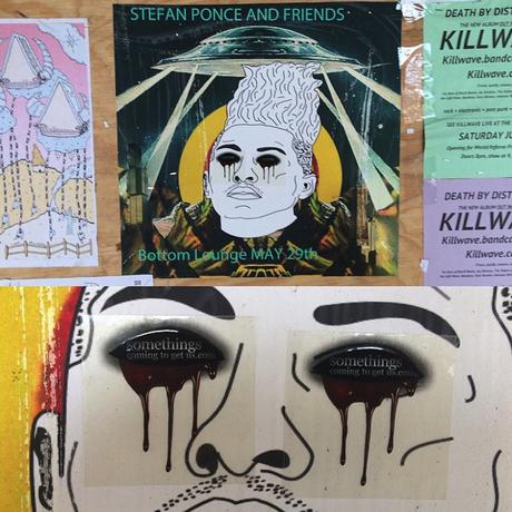 Un estudiante promociona su corto de terror “saboteando” los anuncios de la ciudad