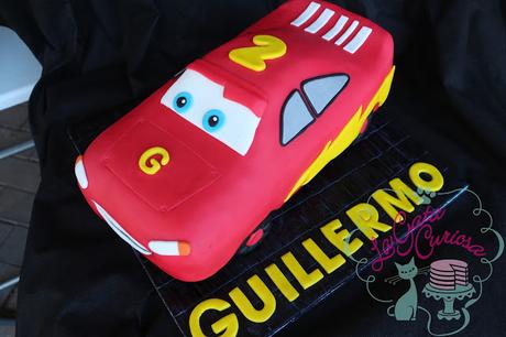 TARTA FONDANT RAYO MCQUEEN PARA GUILLERMO