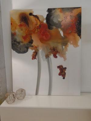 CUANDO ENTRO EN UNA TIENDA... CUANDO ENTRO EN UNA TIENDA...